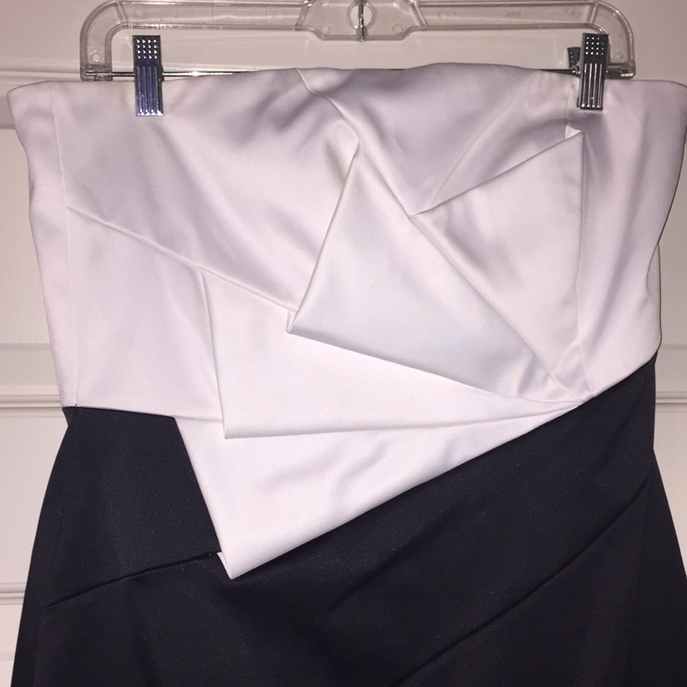 Black and ivory strapless cocktail dress - Picture 2 of 6